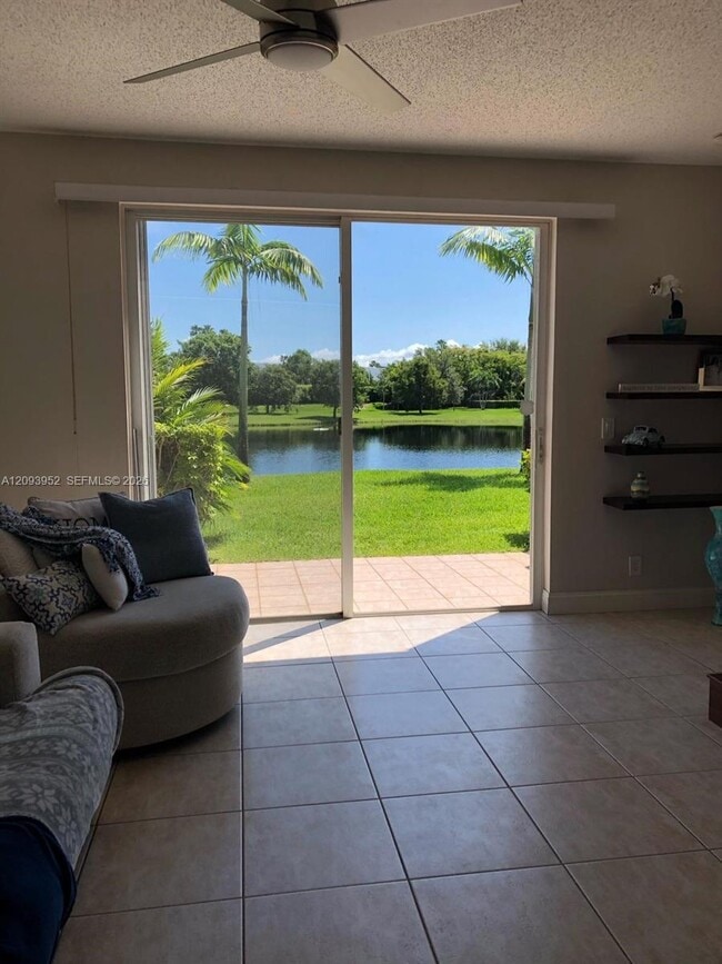 3684 San Simeon Cir