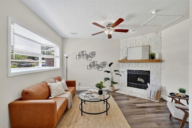 Photo - 11119 Temple Ave