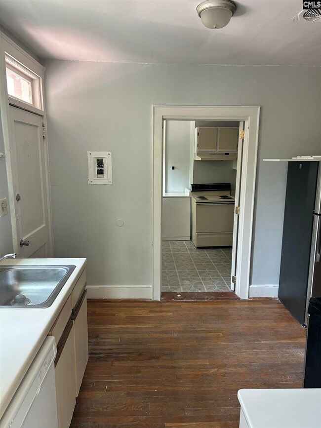 303 King St