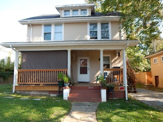 Building Photo - Hamilton Terrace/1214 Unit B/Upper Rental