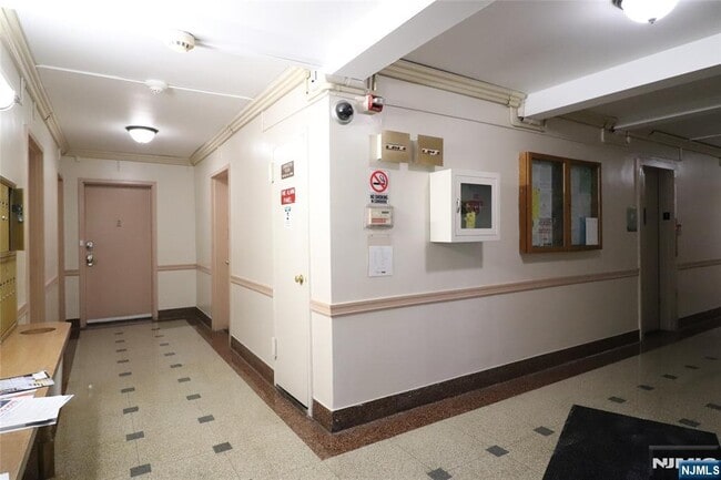 Photo - 3071 Edwin Ave Unit 1B