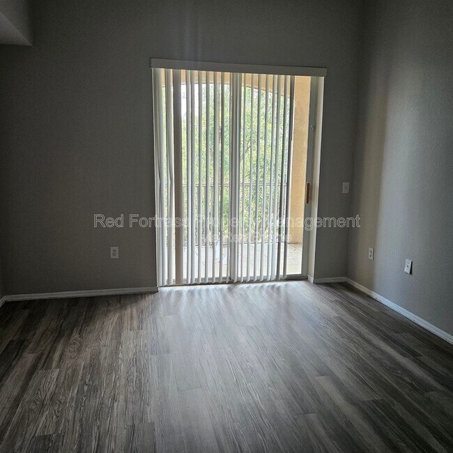 Photo - 9005 Colby Dr Unit Apt 1920