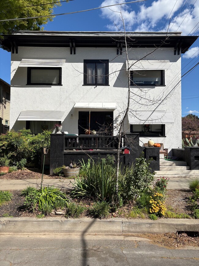 Photo - 1515 25th St Apartments Unit 1