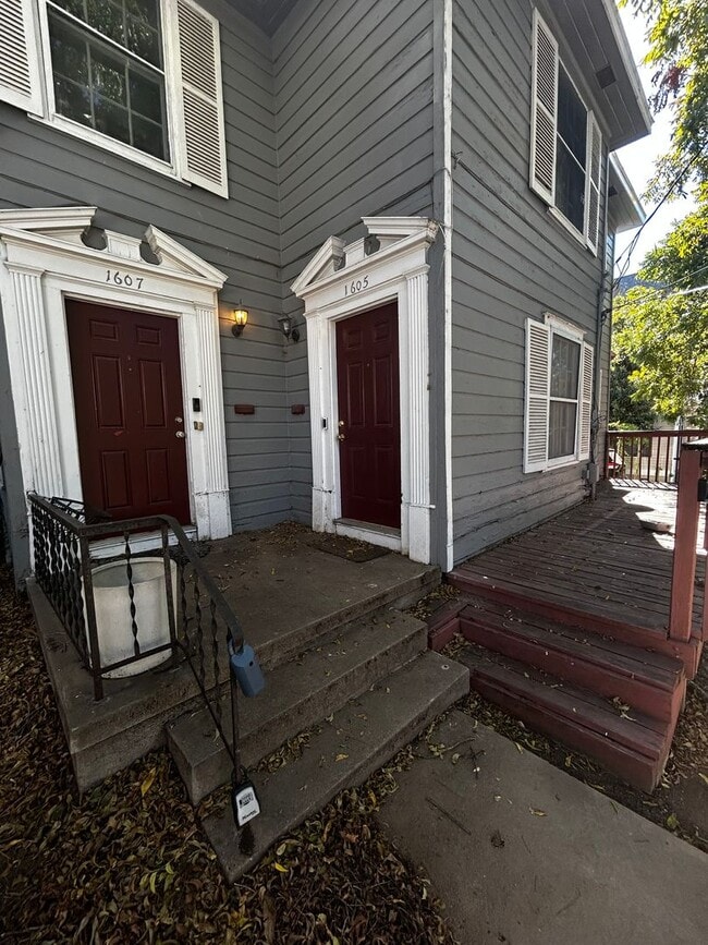 Photo - 1605 Pearl St