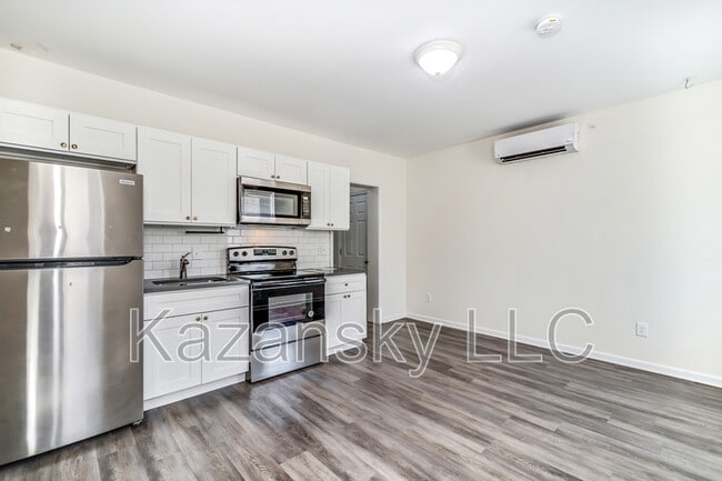 Photo - 5625 Sprague St Unidad 2nd Floor