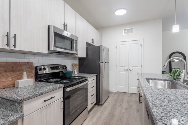 The Highland 1BR, 1BA -896sqft