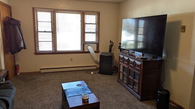 Photo - 1706 Boxwood Dr Unit B