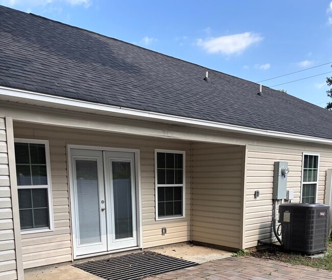 Photo - 302 Brown St Unit GOTT Properties, LLC