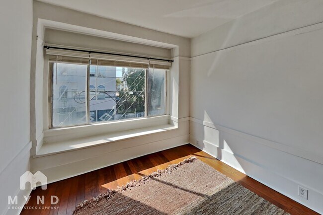 Photo - 1806 Filbert St