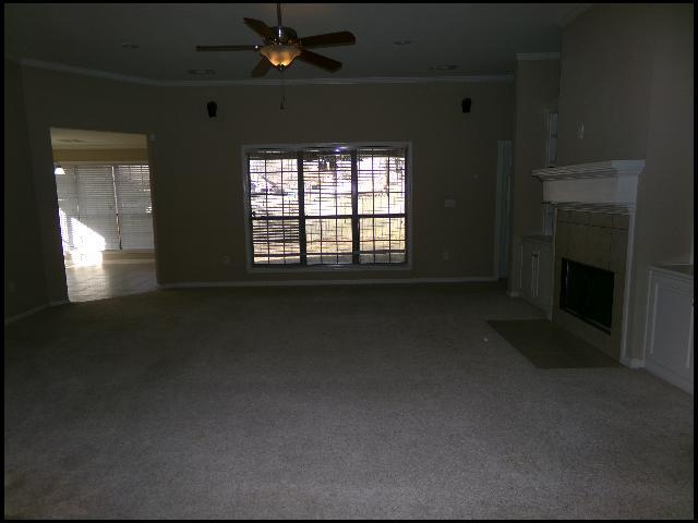 Photo - 303 Hidden Meadows Dr