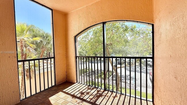 Photo - 2807 Veronia Dr Unit 202