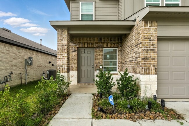 Photo - 24010 Breckenridge Hts Ln
