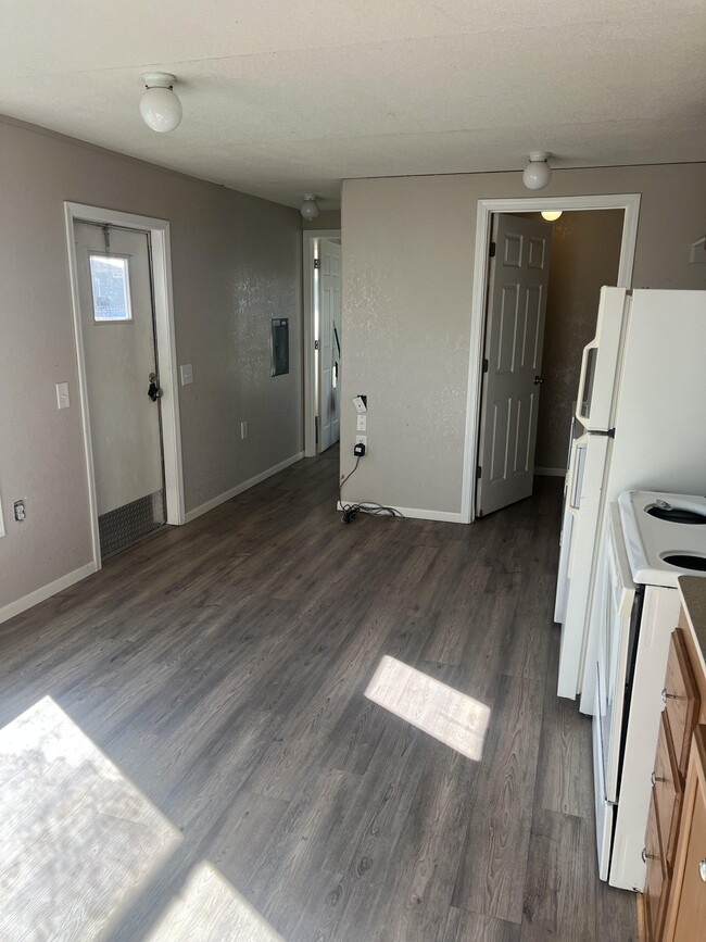 Photo - 510 33rd Ave NW