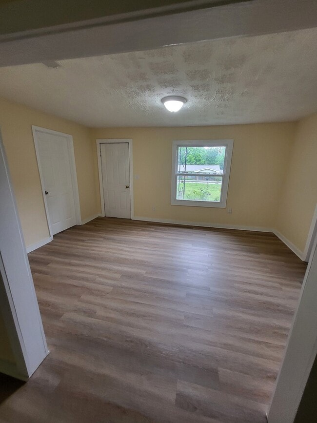 Photo - 1410 N 12th Ave