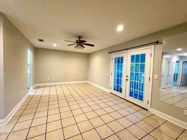 Photo - 2509 W 10th St Unit D