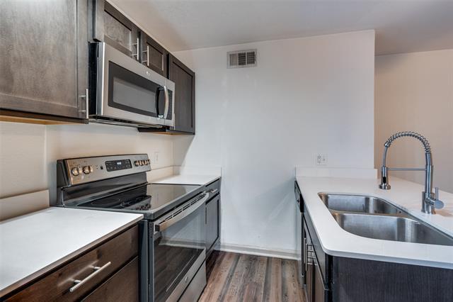 Photo - 3914 Bowser Ave Unit 103