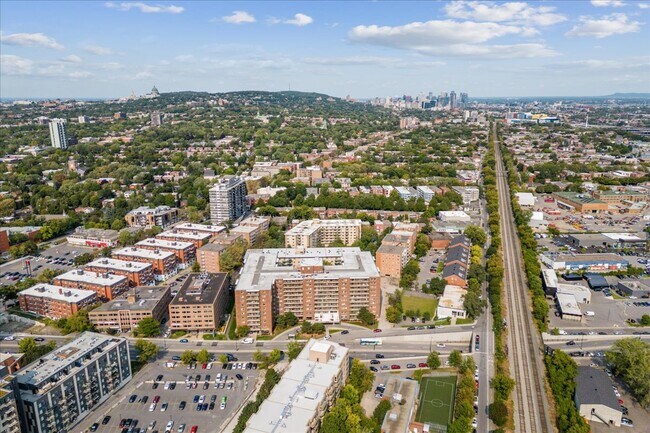 Photo - Place Cavendish Apartments