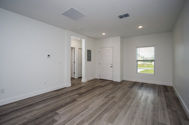 Photo - 309 Clermont Dr Unidad 309 Clermont Drive  A &  B