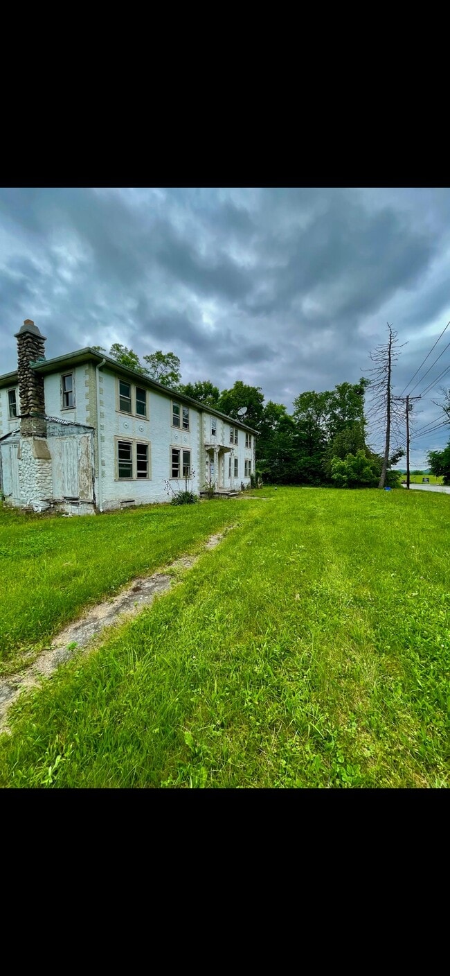 Photo - 1533 NY-208 House