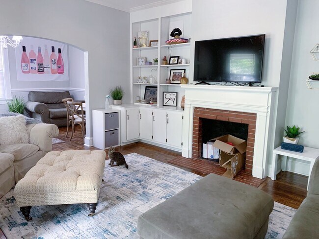 Photo - 107 S Rotary Ave