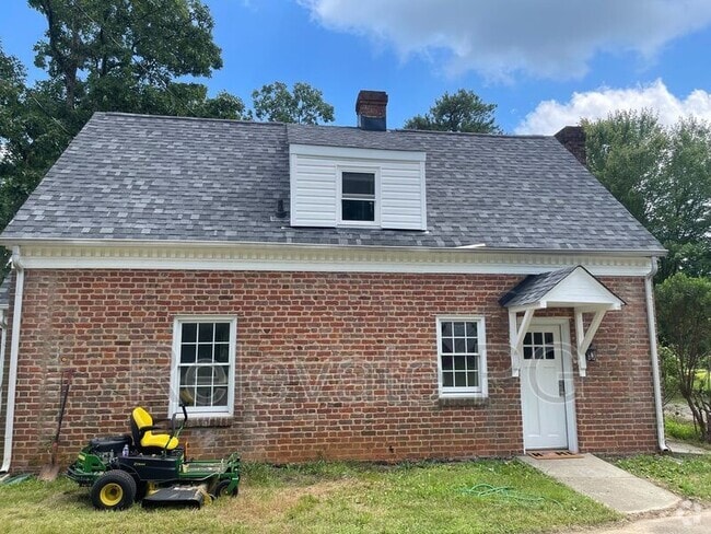 Building Photo - 10318 Cox Rd Rental