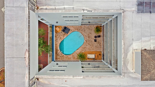 Building Photo - The Palms Condominiums