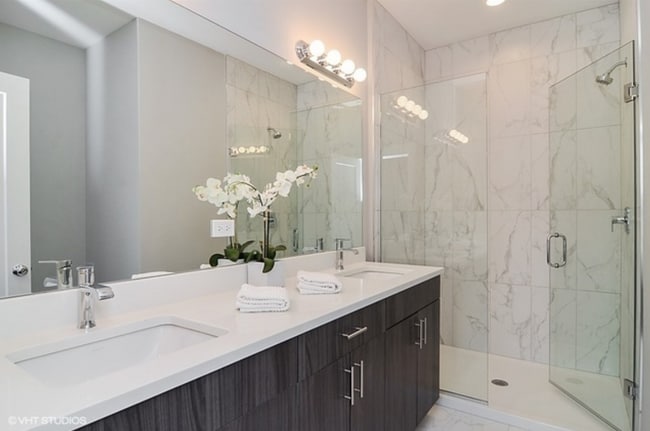 Building Photo - 2420 W Fillmore St Unit 2