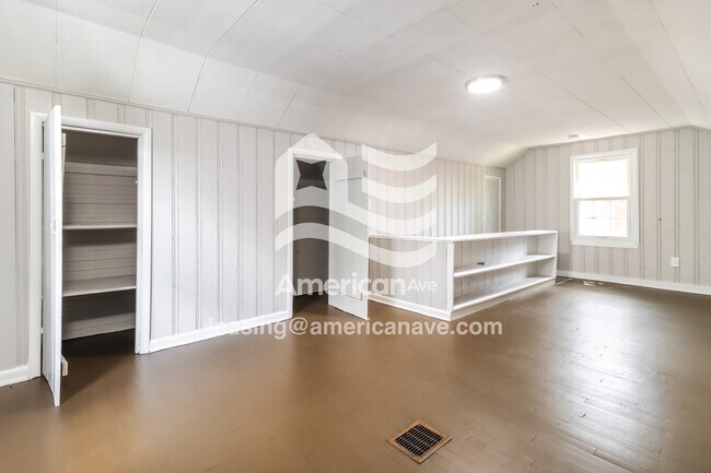 Photo - 17878 Runyon St