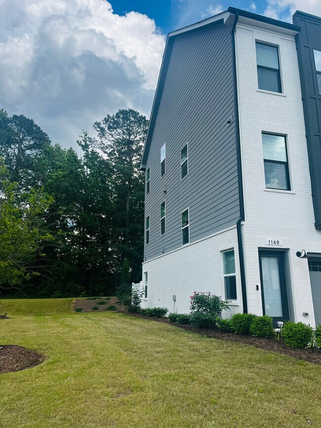 Photo - 1140 Kiernan Grove Ln