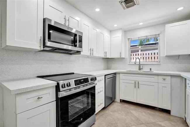 Photo - 2802 NE 15th Ave