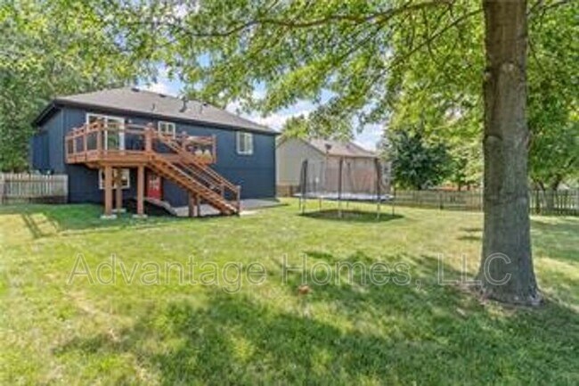 Photo - 11516 N Windsor Ave