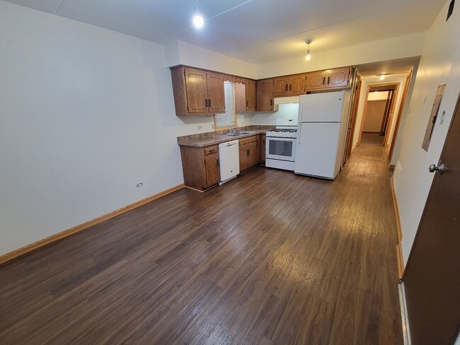 Photo - 16524 Crescent Ave Unit 2