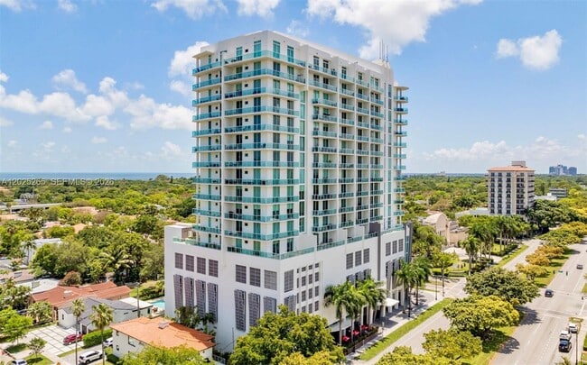 Building Photo - 2525 SW 3rd Ave Unit 705