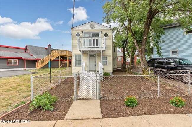 109 Poole Ave