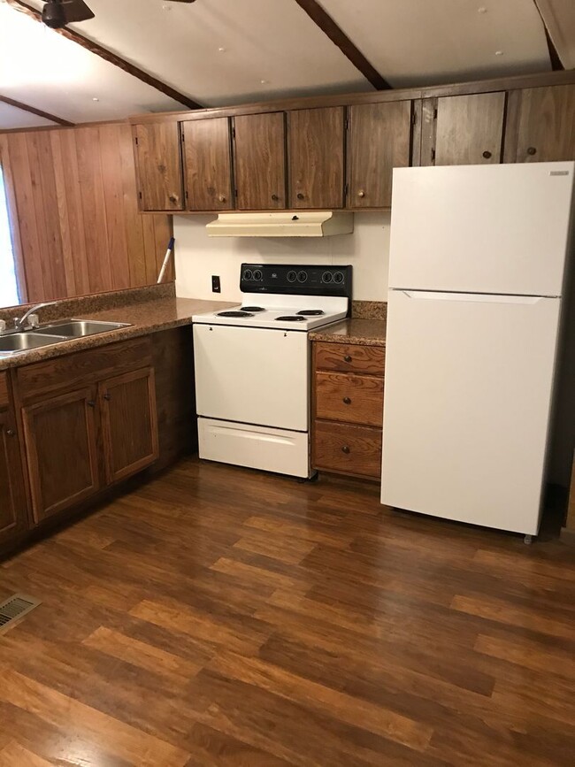 Photo - AVAILABLE NOW! NO PETS! SECTION 8 VOUCHERS WELCOME!