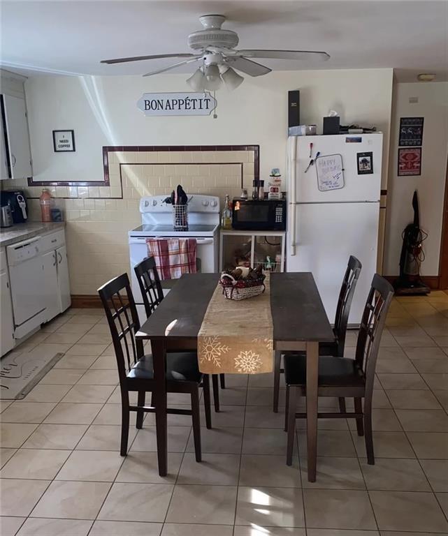 Photo - 60 Notre Dame St