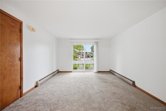 Photo - 2500 Sheridan Dr