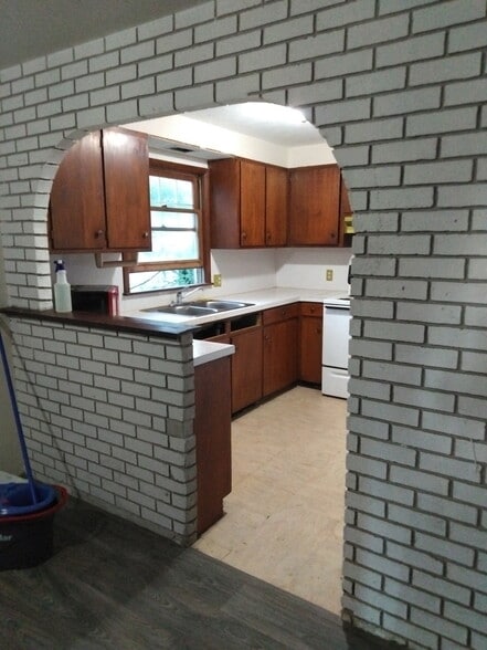 22 Nanticoke Ave