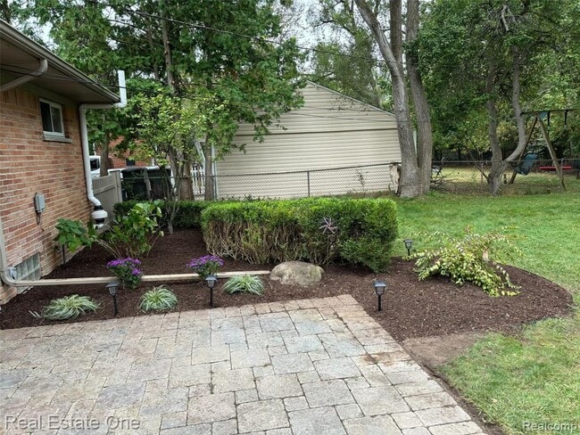 Photo - 290 Winry Dr