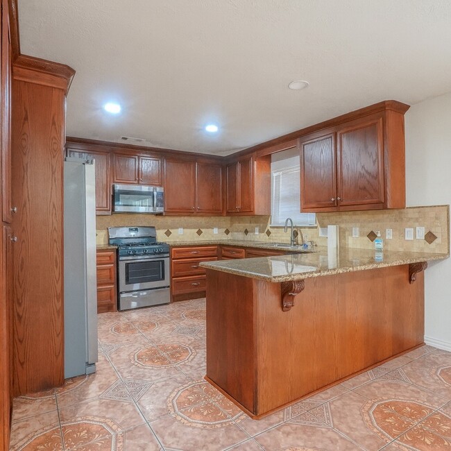 Photo - 9018 McGallion Rd