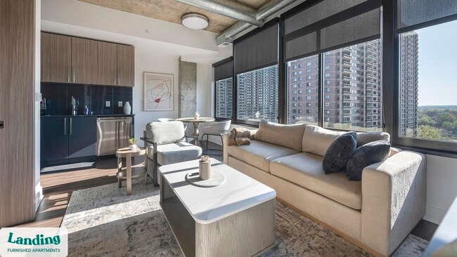 Photo - 5201 Leesburg Pike Unidad 841.1408755