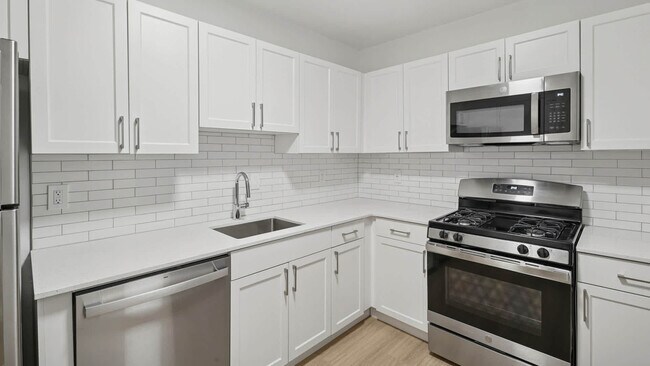 Kitchen with Stainless Steel Appliances - 3003 Van Ness