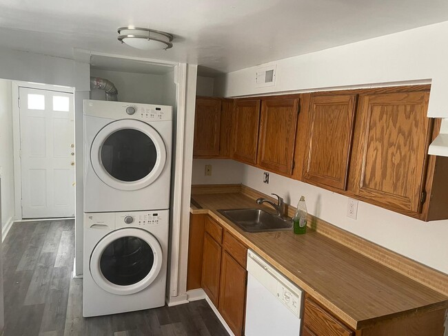 Building Photo - 1019 S Charles St Unit 1019 Rental