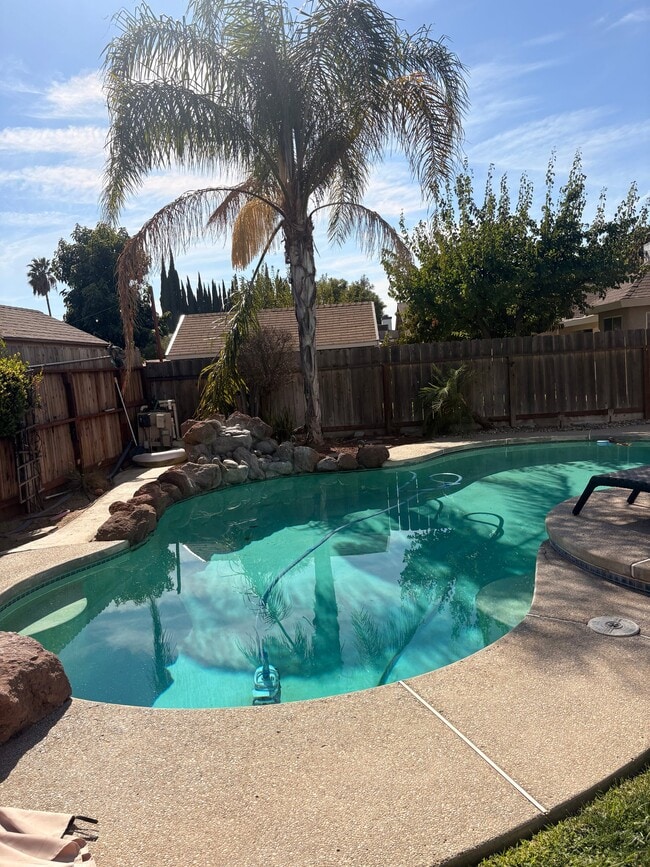 Photo - 1070 Berea Dr