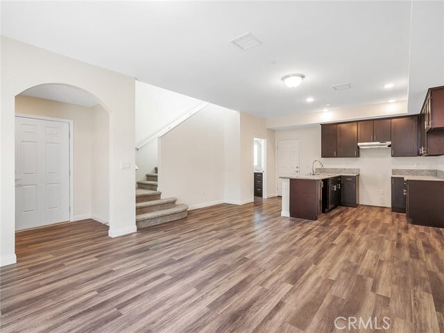 1185 W Grand Ave