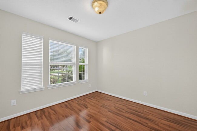 Building Photo - 9511 Mankay Ln