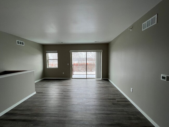 Photo - 4440 - 4450 S 26th St