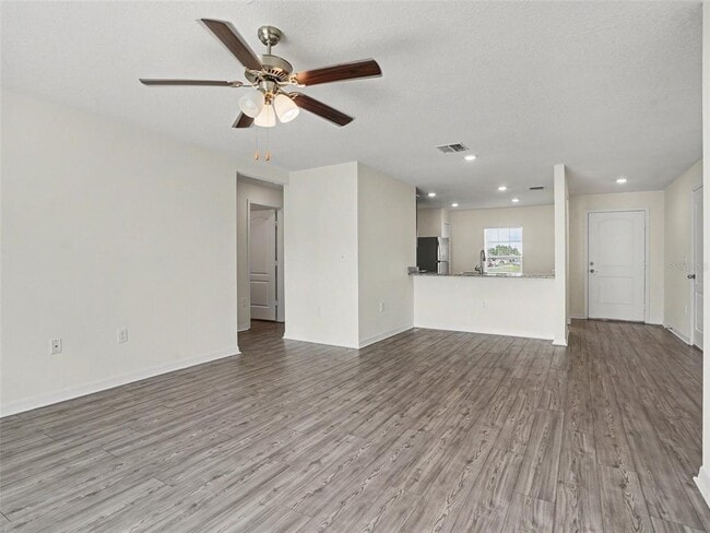 Photo - 107 Orchid Ct