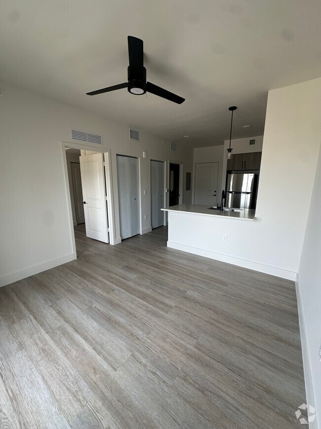 Building Photo - 10380 SW 182nd St Unit A3 Rental