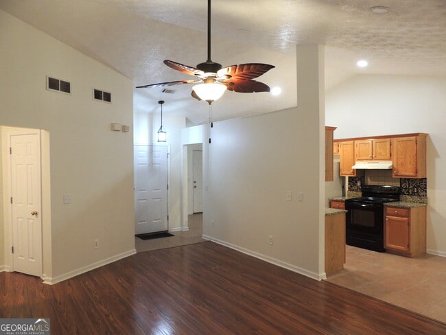 Photo - 260 Mountainview Dr